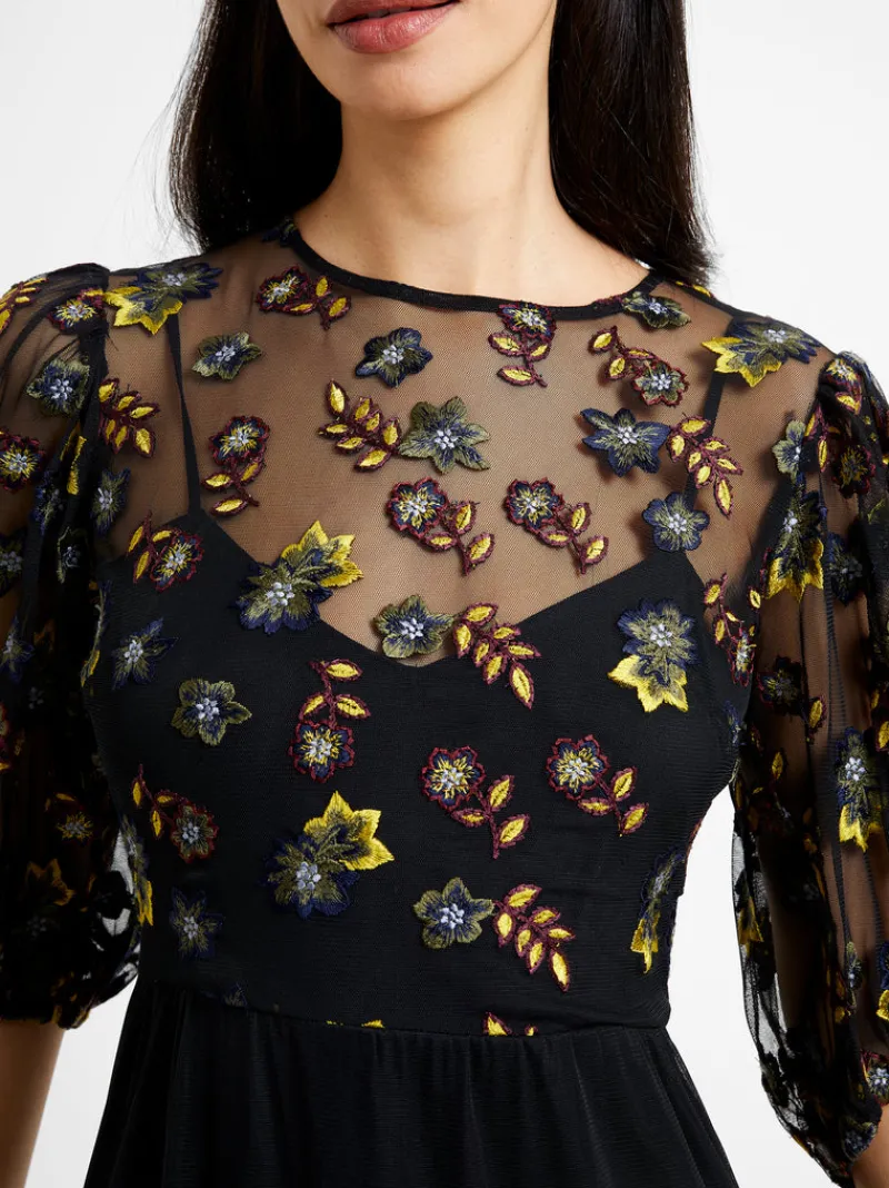 FRENCH CONNECTION Party Dresses<Camielle Embroidered Midi Dress Blackout
