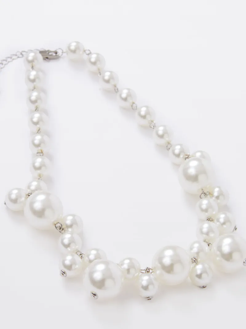 FRENCH CONNECTION Jewellery<Multi Faux Pearls Cluster Necklace White